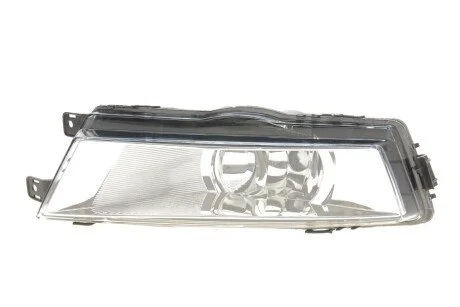 Фара противотуманная правая Skoda RAPID (NH3) (12-) DPA 99411189302