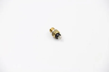 Датчик температуры AUDI 80/100/ VW GOLF II/III 1.0-2.8 75-99 FACET 7.3073