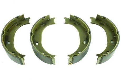 Барабанные тормозные колодки (ширина 40mm) DB Sprinter Series (W909)/G-Series (W463)/Sprinter Series (W901)/Sprinter Series (W902)/Sprinter Series (W903)/LT/G Series (95-17) FAST FT30034