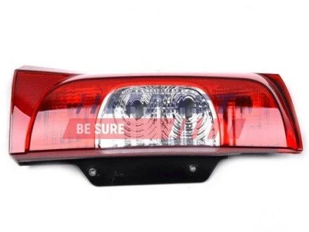Фонарь левый Fiat Fiorino/Qubo Cargo/Combi 2007-- (распаш двери) FAST FT86351