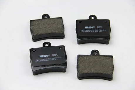 Тормозные колодки зад. MB C180/C200/C230 93- (ATE) FERODO FDB1310