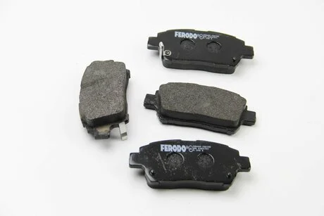 Тормозные колодки перед. Toyota Yaris/Prius 99-05 (akebono) FERODO FDB1392