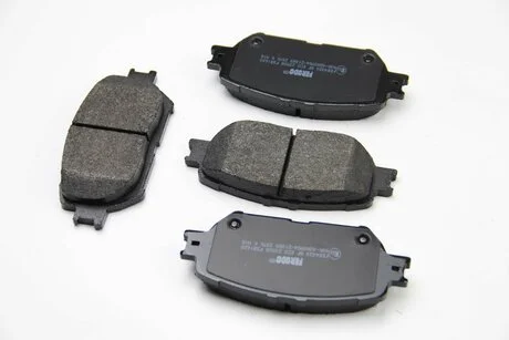 Колодки тормозные передние Toyota Camry 96-06 (akebono) FERODO FDB1620 (фото 1)