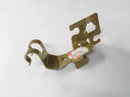 Кронштейн шланга гальмівної системи правий FIAT MAREA 96-02, FIAT PALIO 96-01, LANCIA DELTA II 93-99 Fiat/Alfa/Lancia 46453566