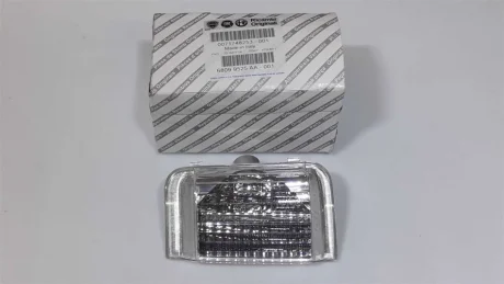 Повторювач повороту у дзеркалі правий Fiat Ducato 06-14 Fiat/Alfa/Lancia 71748253