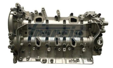 Головка блоку циліндрів OPEL MOVANO 2.3 CDTI \'10- FRECCIA CH17-1039