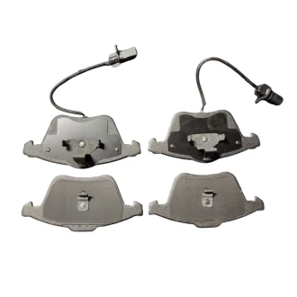 Колодки гальмівні дискові передні AUDI A4 04-08, A8 02-10, A6 04-11, A4 95-01; SEAT Exeo 08-13 FRICTION MASTER CMX915