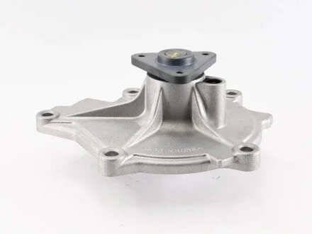 HYUNDAI Помпа води ix35,Santa Fe II,Kia Carnival,Sorento,Sportage 2.0CRDi 10- GMB GWHY-59A