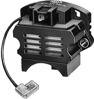 Реле-регулятор напряжения HELLA 5DR 004 241-761