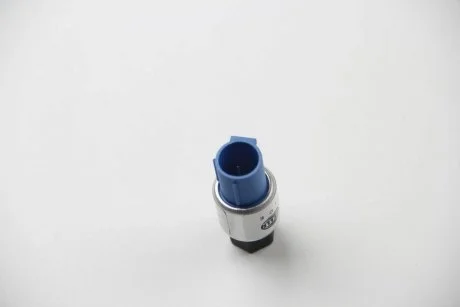 Датчик тиску кондиціонера FIESTA/MONDEO/TRANSIT 1.0-3.0 95-12 BEHR SERVICE HELLA 6ZL351023-041