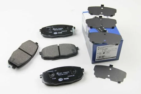 Тормозные колодки перед. Hyundia i30/KIA C\'eed 02- PAGID HELLA 8DB355010-611