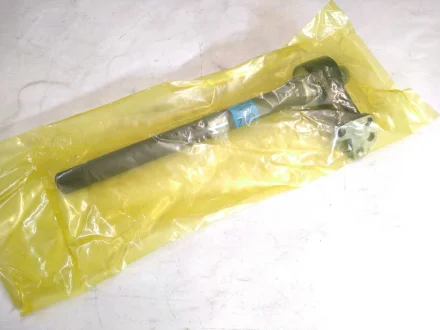 Вал с подшипником подвесным Hyundai/Kia/Mobis 495602s060