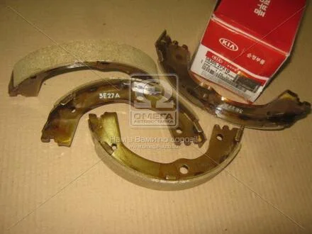 Колодки барабанного гальма Hyundai/Kia/Mobis 583052pa10