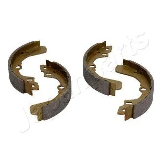 SUZUKI Щеки тормозные Baleno\ Swift \ Leana JAPANPARTS GF-811AF