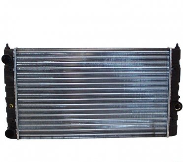 Радиатор охлаждения двигателя JP GROUP 1114201600 (фото 1)