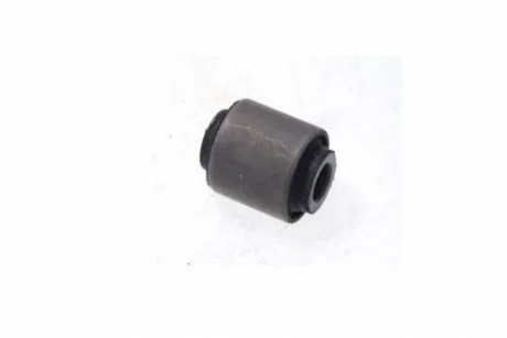 NISSAN С/блок задн. рычага 350Z 3.5 03-06, TEANA II 2.5 08-13, INFINITI M35 3.5 05- KAUTEK NI-BS097