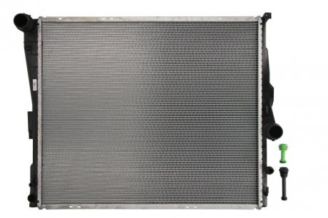 Радиатор охлождения BMW X3 AT/MT KOYORAD PL422545 (фото 1)