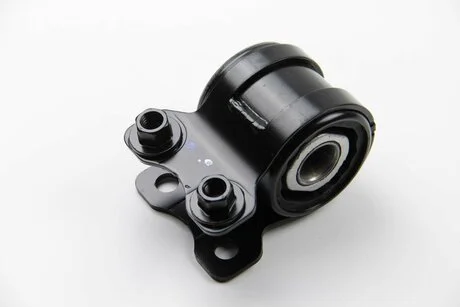 Сайлентблок FORD/MAZDA Focus/C-Max/2 "F "04-"12 LEMFORDER 33413 01