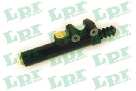 Циліндр зчеплення головний LPR 2703