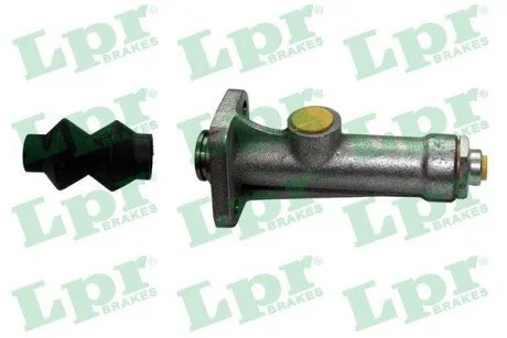 Циліндр зчеплення головний LPR 7710