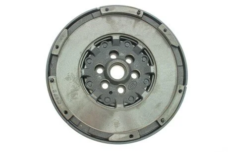 Маховик LuK 415 0697 10