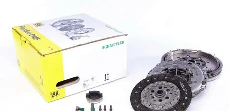Комплект зчеплення з маховиком LuK 600 0198 00