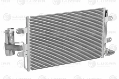 Радиатор кондиционера Octavia (96-)/Golf IV (96-)/Bora (99-) МКПП/АКПП LUZAR LRAC 18J0 (фото 1)
