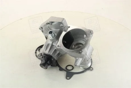 Водяной насос (кор.код. WPQ0045) MAGNETI MARELLI 352316170045