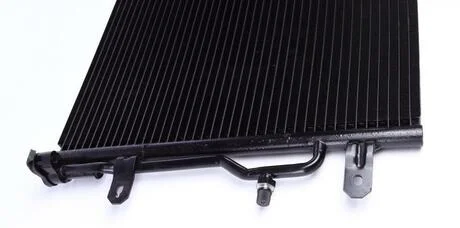 Радиатор кондиционера MAHLE / KNECHT AC807000S