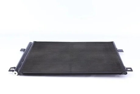 Радиатор кондиционера MAHLE / KNECHT AC 885 000S