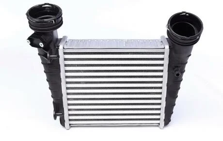 Інтеркулер MAHLE / KNECHT CI 346 000S