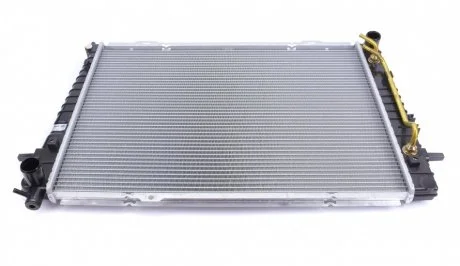 Радіатор охолодження двигуна MAHLE / KNECHT CR 1321 000S