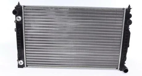 Радиатор 397 mm AUDI A4/ A6 / SKODA Superb (3U4) / VW Passat MAHLE / KNECHT CR648000S