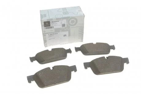 Комплект тормозных колодок MERCEDES-BENZ 0004200405