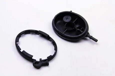 Крышка корпуса топл. фильтра Berlingo/Partner 1.9D(DW8) +хомут Metalcaucho 03651