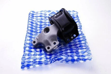 Опора двигуна перед. Citroen C4, C4 Grand Picasso I, C4 I, C4 II, C4 Picasso I, Ds4, Ds5 Peugeot 3008, 307, 307 Cc, 307 Sw, 308, 308 Cc, 308 Sw, 5008, Rcz 2.0D/2.0Dh 10.03- Metalcaucho 04763
