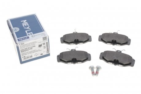 Комплект дисковых тормозных колодок D85GB2M008AG FORD MEYLE 0252098113PD