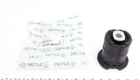 Сайлентблок балки подвески MEYLE 300 333 1001