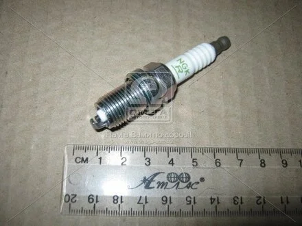 Свічка запалення NISSAN 22401-20J05