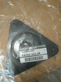 Опорна подушка NISSAN 543204CL0B