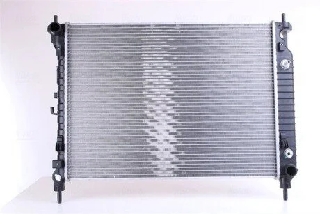 Радiатор NISSENS 606256