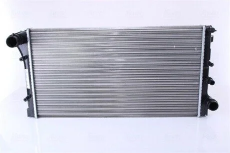 Радиатор NISSENS 617847