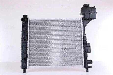 Радиатор охлаждения NISSENS 62663