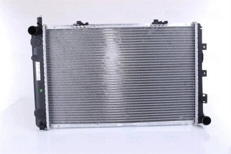 Радіатор, охолодження двигуна NISSENS 62671A