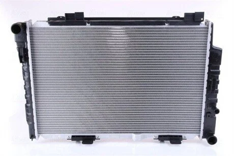Радіатор, охолодження двигуна NISSENS 62750A