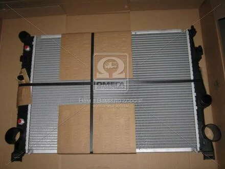 Радiатор охолодження NISSENS 62772