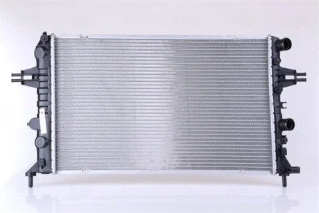 Радіатор, охолодження двигуна NISSENS 63095A