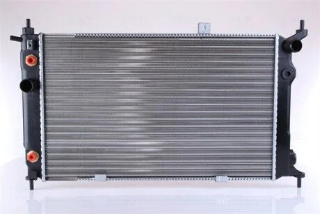 Радіатор, охолодження двигуна NISSENS 63253A