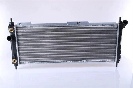 Радіатор охолоджування NISSENS 632921