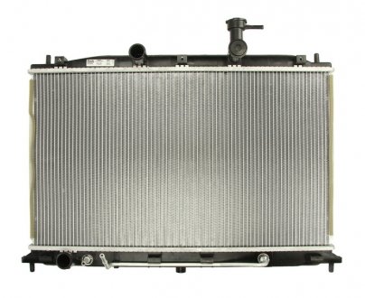 Радиатор охлаждения двигателя NISSENS 66687 (фото 1)
